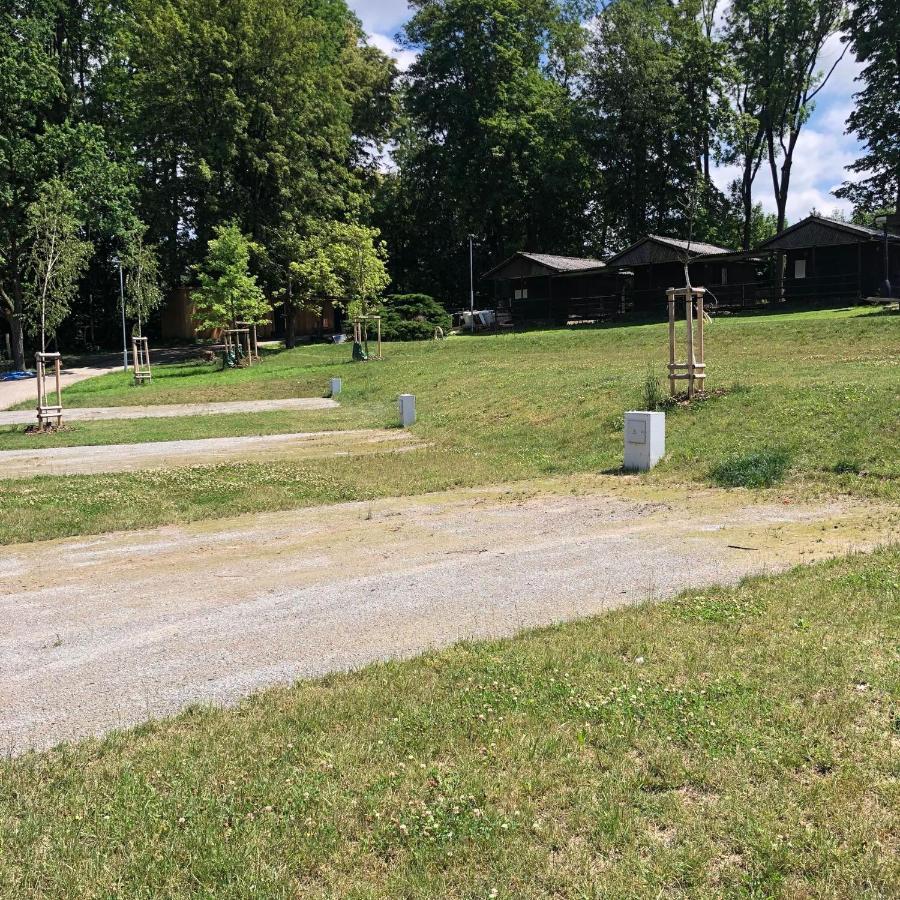Primator Camping Resort Литомишль Экстерьер фото