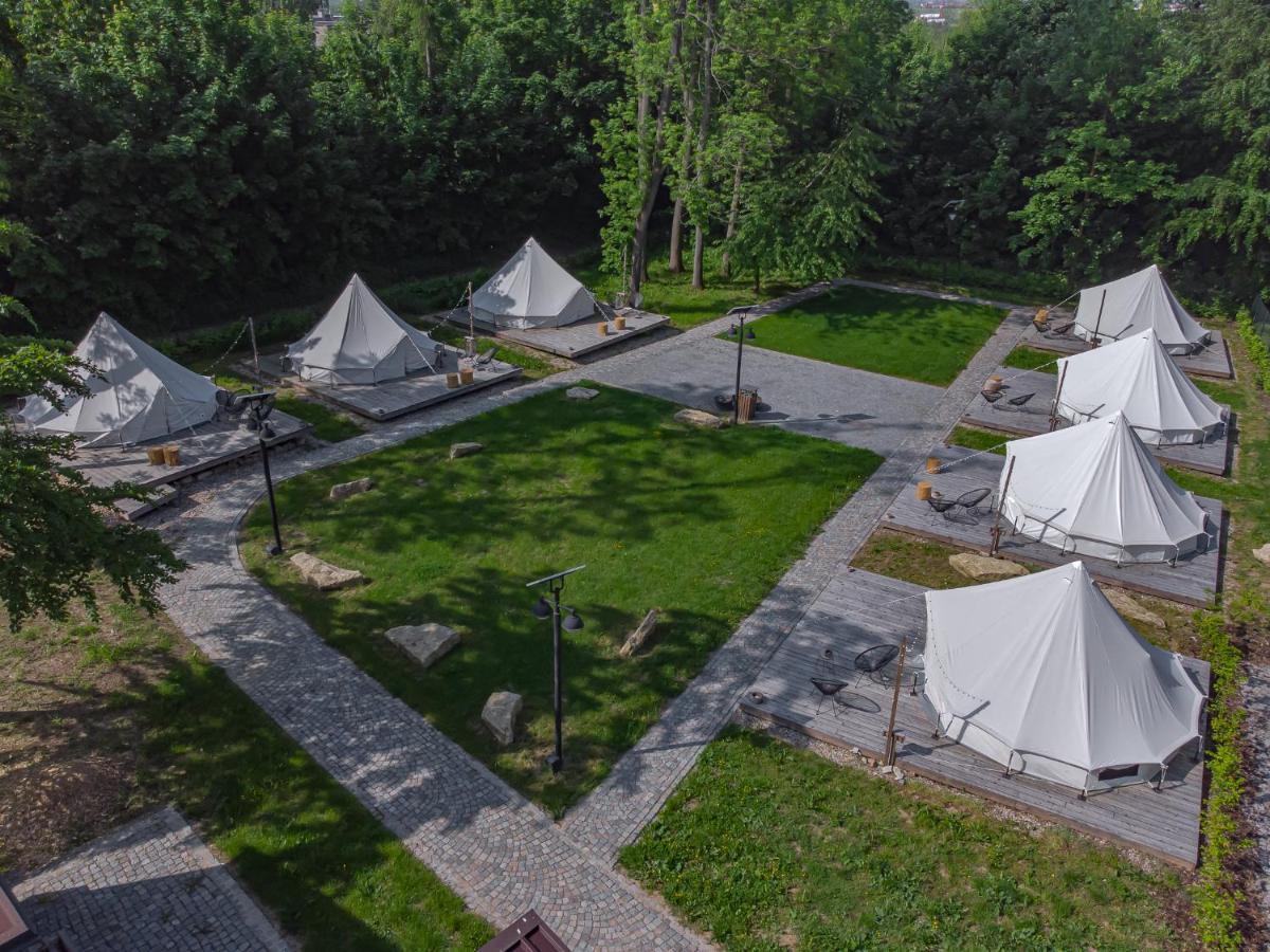 Primator Camping Resort Литомишль Экстерьер фото